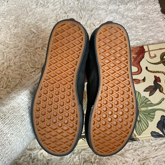 Vans black canvas slip on classic sneakers - Picture 4 of 7
